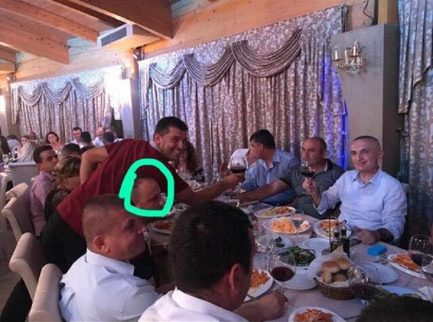 Pse Berisha duhet të pyes Shkëlzenin, Metën dhe asistenten e tij se kush e kontrollon Portin e Durrësit për kalimin e drogës?