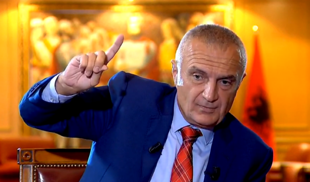 Gazetari zbardh skandalin e ri të presidentit: Meta i dha nënshtetësinë shqiptare të dënuarit për 5 v.rasje