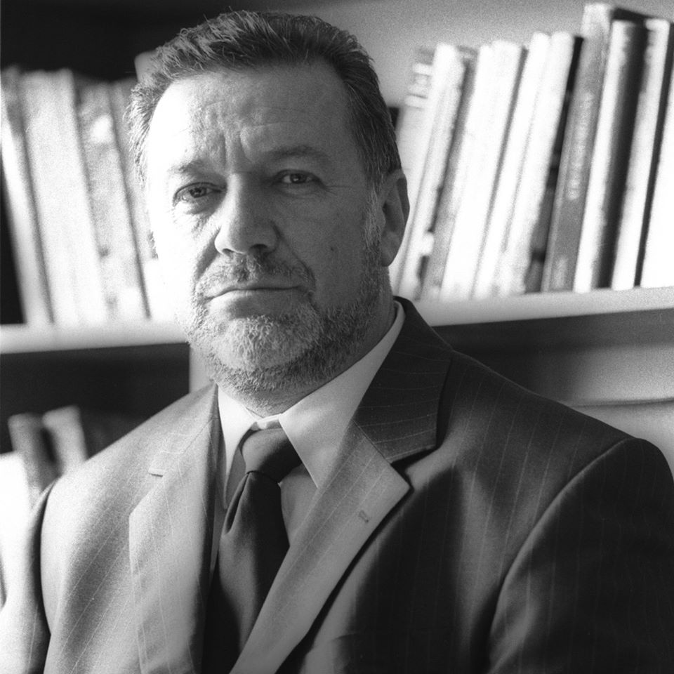 Adriatik Doci i përgjigjet Pangos: Një përgjigje për Yllin e mbërtheckave