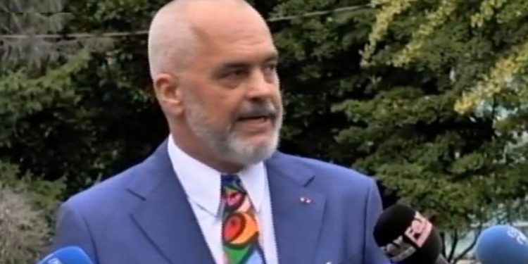 Nuk ndalet kryeministri Rama, qeveria e tij shënon arritjen e radhës: Po mbyllim një plagë shumëvjeçare të… Nuk ndalet kryeministri Rama, qeveria e tij shënon arritjen e radhës: Po mbyllim një plagë shumëvjeçare të…