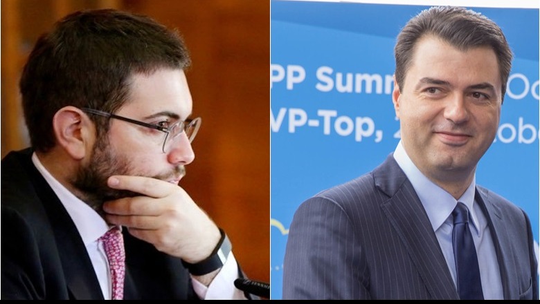 VIDEO/ PD gafë me takimin e Bashës! Kreu i PD lëviz buzët, por zëri është i një gruaje! Fuga: Normal se s’i zihet besë Lulit VIDEO/ PD gafë me takimin e Bashës! Kreu i PD lëviz buzët, por zëri është i një gruaje! Fuga: Normal se s’i zihet besë Lulit