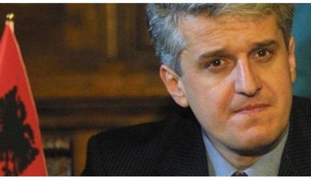 Aktakuza për Thaçin, Veselin, Krasniqin e Selimin/ Krime në Kukës? Reagon ish-kryeministri Majko Aktakuza për Thaçin, Veselin, Krasniqin e Selimin/ Krime në Kukës? Reagon ish-kryeministri Majko