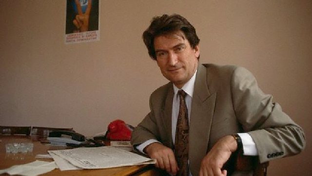 Rrëfimet e Spartak Brahos: Sali Berisha agjent i trefishtë, ja si u rekrutua nga UDB dhe shërbimi francez! Pseudonimet që mbante dhe shitja e informacioneve