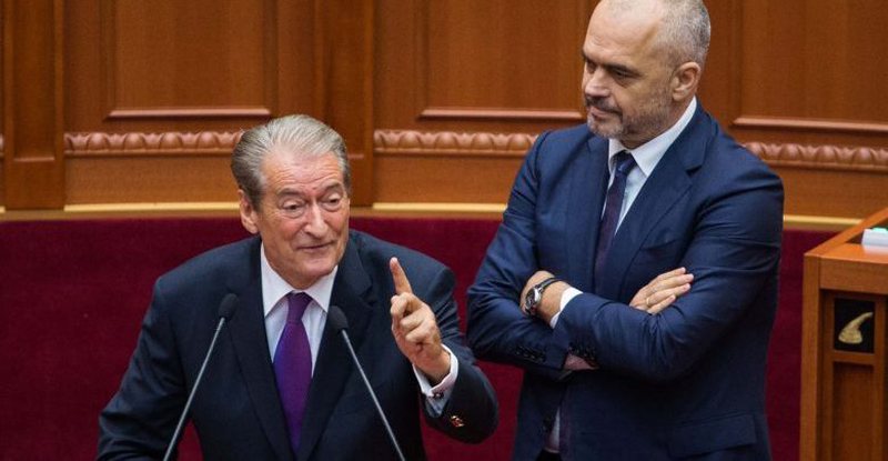 Rama nuk përmbahet ndaj Berishës: Mos ma përmendni atë mbetje organike të papërpunueshme që qelbet Rama nuk përmbahet ndaj Berishës: Mos ma përmendni atë mbetje organike të papërpunueshme që qelbet