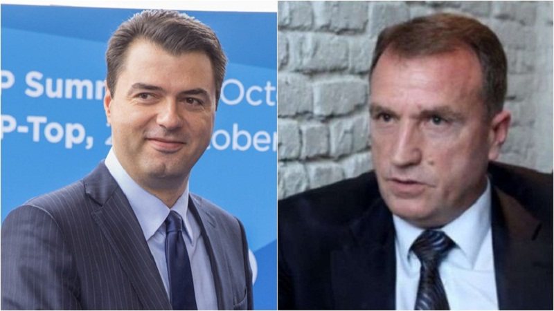 “Më erdhi në shtëpi me maskë, e njoha nga sytë”, gazetari i njohur flet me emra dhe hedh dyshimet e forta mbi deklaratën e ish-komandantit për UÇK-së: Basha nuk qenë në arrestimin e tij! “Më erdhi në shtëpi me maskë, e njoha nga sytë”, gazetari i njohur flet me emra dhe hedh dyshimet e forta mbi deklaratën e ish-komandantit për UÇK-së: Basha nuk qenë në arrestimin e tij!