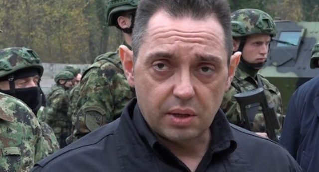 Ministri serb vijon fyerjet ndaj shqiptarëve, Vulin i quan përsëri “siptari” Ministri serb vijon fyerjet ndaj shqiptarëve, Vulin i quan përsëri “siptari”