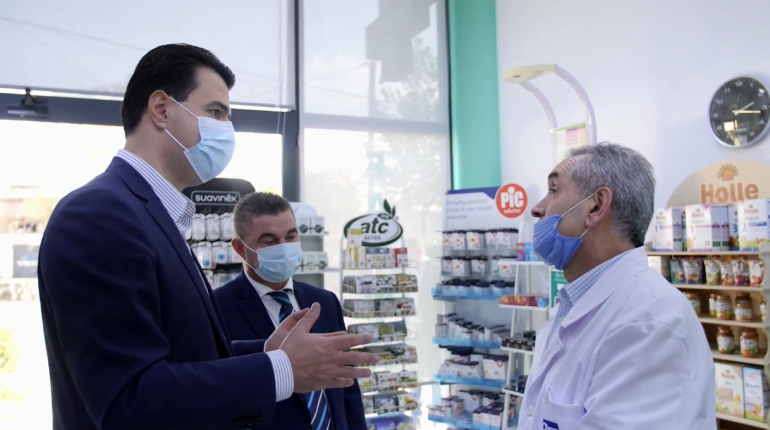 Ish-ministri i përgjigjet Bashës: Remdisiviri 100% falas në spital, dikush nga ekspertët e tij t’i shpjegojë se…