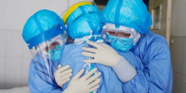 Rritet optimizmi! Bien shifrat e infeksioneve dhe vdekjeve nga koronavirusi në gjithë botën: 11.954.972 të infektuar vetëm 0.72 përqind në gjendje kritike Rritet optimizmi! Bien shifrat e infeksioneve dhe vdekjeve nga koronavirusi në gjithë botën: 11.954.972 të infektuar vetëm 0.72 përqind në gjendje kritike