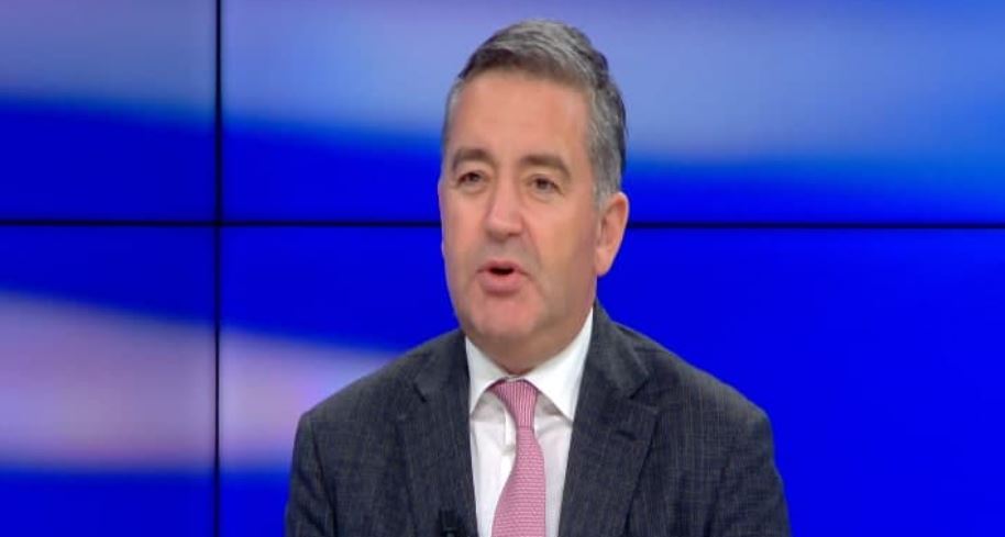 “Muzika e lartë përhap Covid-19”, Blendi Klosi: I qëndroj deklaratës, kam studiuar për elektronikë “Muzika e lartë përhap Covid-19”, Blendi Klosi: I qëndroj deklaratës, kam studiuar për elektronikë