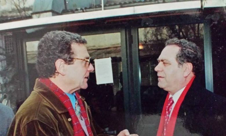 Dëshmitë e rralla të Koço Devoles: Ç’më thoshte Spahivogli, kur e takoja në Fier dhe si e ndihmoja në Bërzhitë, ku ai rrinte me një fësh-fëshe, që e arnonte vetë?! Dëshmitë e rralla të Koço Devoles: Ç’më thoshte Spahivogli, kur e takoja në Fier dhe si e ndihmoja në Bërzhitë, ku ai rrinte me një fësh-fëshe, që e arnonte vetë?!