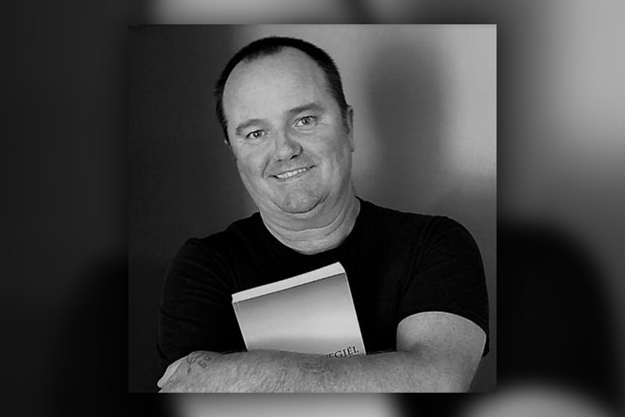 Të fala nga vëllai shqiptar në Amerikë që lanë pjata Të fala nga vëllai shqiptar në Amerikë që lanë pjata