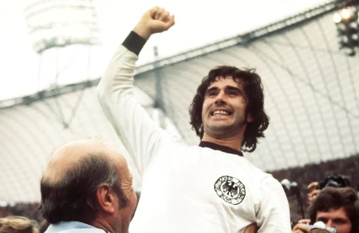 Legjenda Gerd Myler drejt shuarjes, gruaja: Thuajse 24 orë në shtrat, po fle drejt fundit…