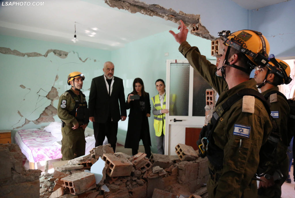 Rindërtimi nga tërmeti në Durrës, Rama bën bilancin: Krenar për punën, pavarësisht problemeve nga pandemia Rindërtimi nga tërmeti në Durrës, Rama bën bilancin: Krenar për punën, pavarësisht problemeve nga pandemia