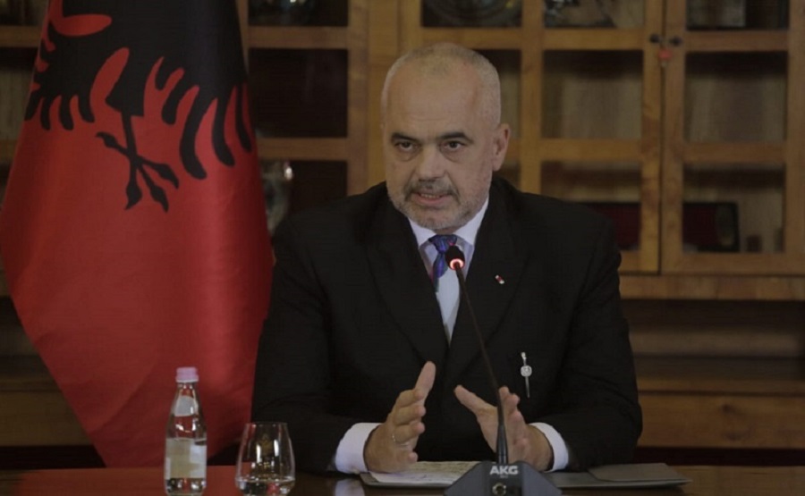 Rama shpërthen ndaj Metës, Monikës dhe Bashës: Nuk di në duhen çuar për shpifje apo për kurim! Rama shpërthen ndaj Metës, Monikës dhe Bashës: Nuk di në duhen çuar për shpifje apo për kurim!