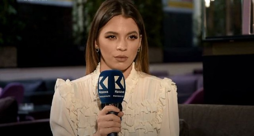 E hoqën nga emisioni për diskriminim, Shqipja do i futet politikës E hoqën nga emisioni për diskriminim, Shqipja do i futet politikës