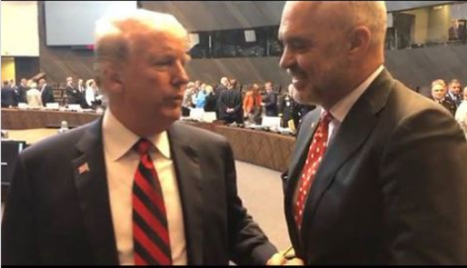 HUMORI, PD tani feston për humbjen e Trump: Rama ishte njeri i Trump-it, tani ai dhe Vuçiç do rrëzohen HUMORI, PD tani feston për humbjen e Trump: Rama ishte njeri i Trump-it, tani ai dhe Vuçiç do rrëzohen