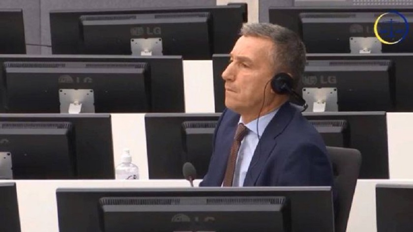 E njeh shumë mirë Kosovën dhe luftën e UÇK-së, avokati i Kadri Veselit është më i miri në Britani E njeh shumë mirë Kosovën dhe luftën e UÇK-së, avokati i Kadri Veselit është më i miri në Britani