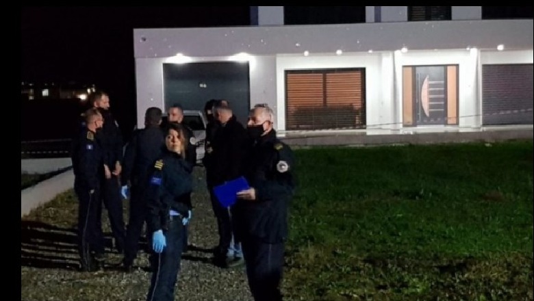 Detaje të reja nga v.rasja në Kosovë: Babai qëlloi fillimisht dy djemtë, pastaj gruan! Kishin ardhur për festa në atdhe, dalin fotot e djemve Detaje të reja nga v.rasja në Kosovë: Babai qëlloi fillimisht dy djemtë, pastaj gruan! Kishin ardhur për festa në atdhe, dalin fotot e djemve