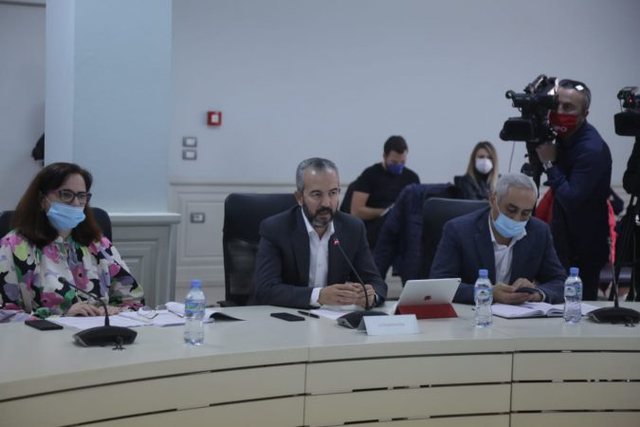 Dibrës dhe Gjirokastrës u ikën nga një deputet, KQZ vulos vendimin, Tirana shkon në 36 mandate