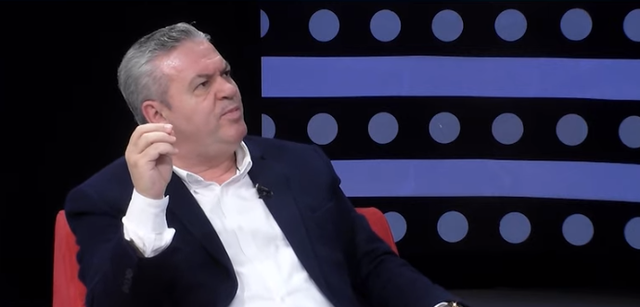 Dorëzoi padi në menjëherë pas rikthimit në funksion, Myslim Murrizi tregon ‘problemin e madh’ që ka Gjykata Kushtetuese Dorëzoi padi në menjëherë pas rikthimit në funksion, Myslim Murrizi tregon ‘problemin e madh’ që ka Gjykata Kushtetuese