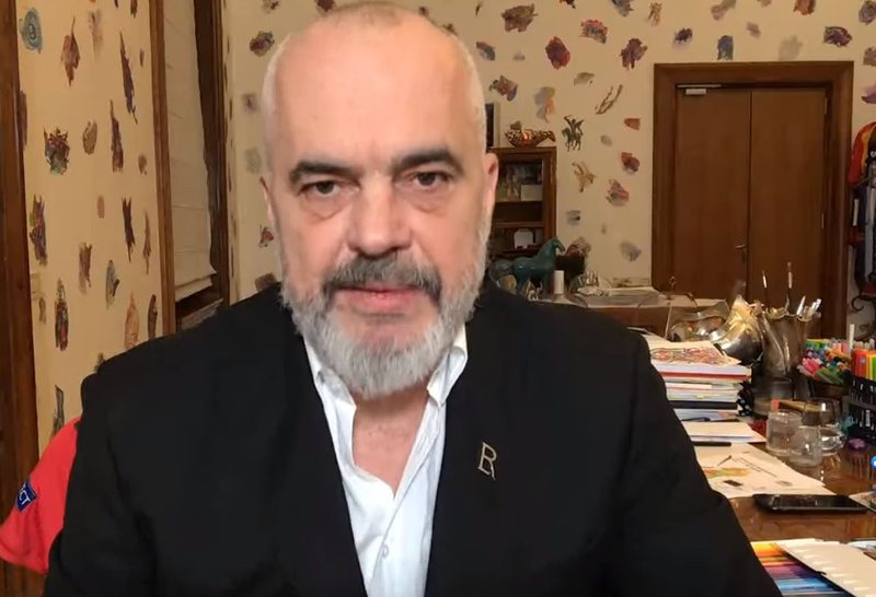Kryeministri Rama në bashkëbisedim live: Nuk mund të bëjmë spekulime për hapjen e universiteteve, s’kemi planifikuar masa shtrënguese për festat e fundvitit