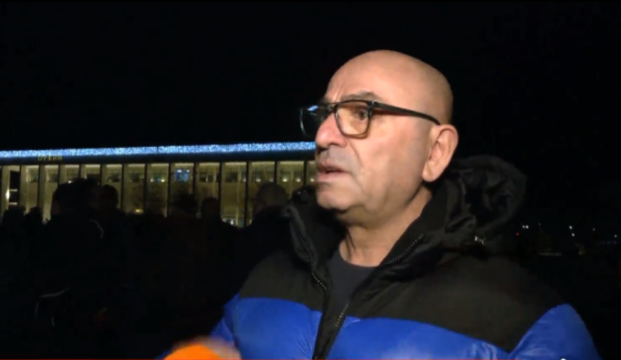 Roja i ish Teatrit Robert Budina me “kauzë të re”: Paqja s’fitohet pa dhunë, të marrim shembull nga Kosta Rika! Roja i ish Teatrit Robert Budina me “kauzë të re”: Paqja s’fitohet pa dhunë, të marrim shembull nga Kosta Rika!