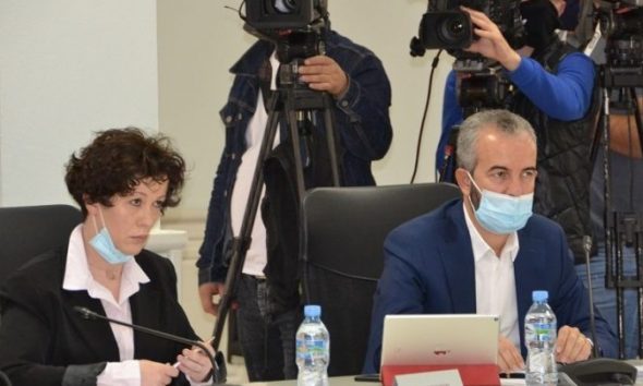 KQZ, si tryezë opinionistësh