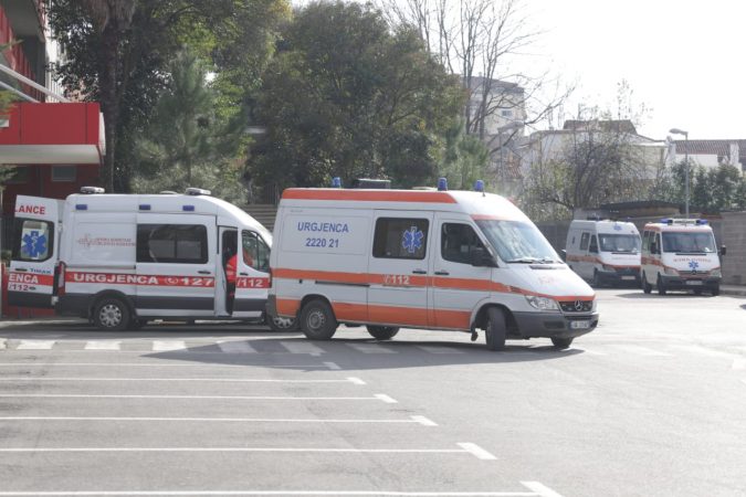 Situata e COVID-19/ Ministria e Shëndetësisë: 581 raste të reja dhe 4 humbje jete në 24 orët e fundit Situata e COVID-19/ Ministria e Shëndetësisë: 581 raste të reja dhe 4 humbje jete në 24 orët e fundit