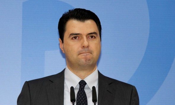 Dokumentet/ Lulzim Basha firmosi lejen e ndërtimit për pallatin te ‘Ndre Mjeda’, më pas konflikti solli disa të plagosur