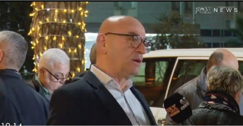 Pas dështimit me adoleshentët, Meta nxjerr në protestë vëllezërit Budina çdo ditë Pas dështimit me adoleshentët, Meta nxjerr në protestë vëllezërit Budina çdo ditë