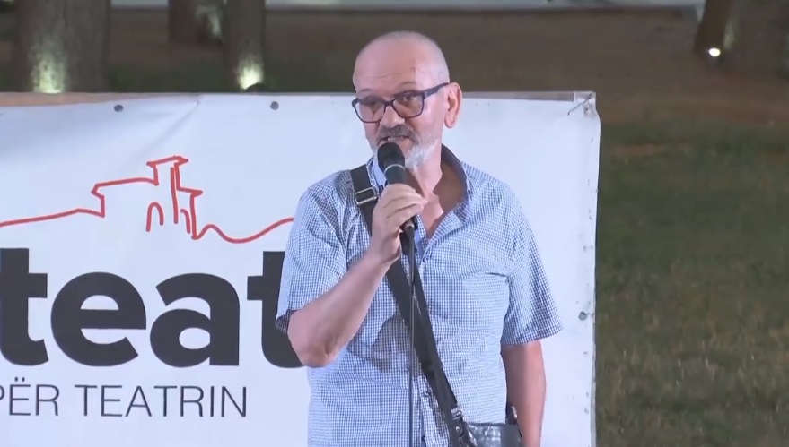 Aktori Mehdi Malkaj revoltohet me ambasadoren Yuri Kim: Të kesh turp që na kërkon protesta paqësore Aktori Mehdi Malkaj revoltohet me ambasadoren Yuri Kim: Të kesh turp që na kërkon protesta paqësore