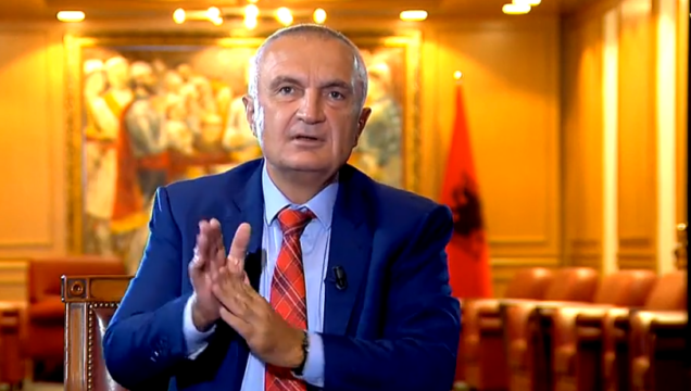 Rikthehet si “sovranist” Meta por është keq nga truri: Diplomatët që i mbanin iso Ramës, kanë ndihmuar në pengimin e ngritjes së Kushtetueses Rikthehet si “sovranist” Meta por është keq nga truri: Diplomatët që i mbanin iso Ramës, kanë ndihmuar në pengimin e ngritjes së Kushtetueses