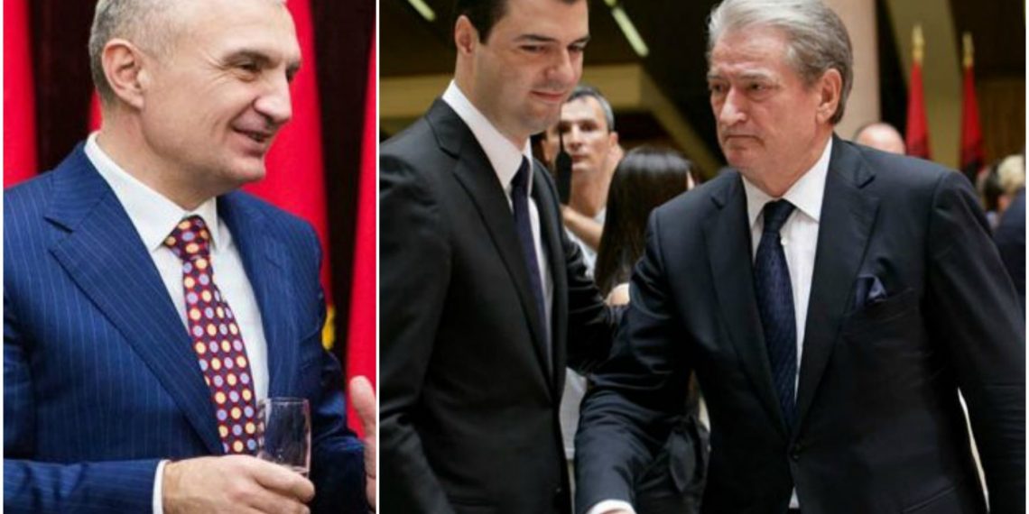 Ky është revolucioni i Gjirit të Lalëzit. Skenaristët Berisha e Meta kanë marrë Bashën peng Ky është revolucioni i Gjirit të Lalëzit. Skenaristët Berisha e Meta kanë marrë Bashën peng