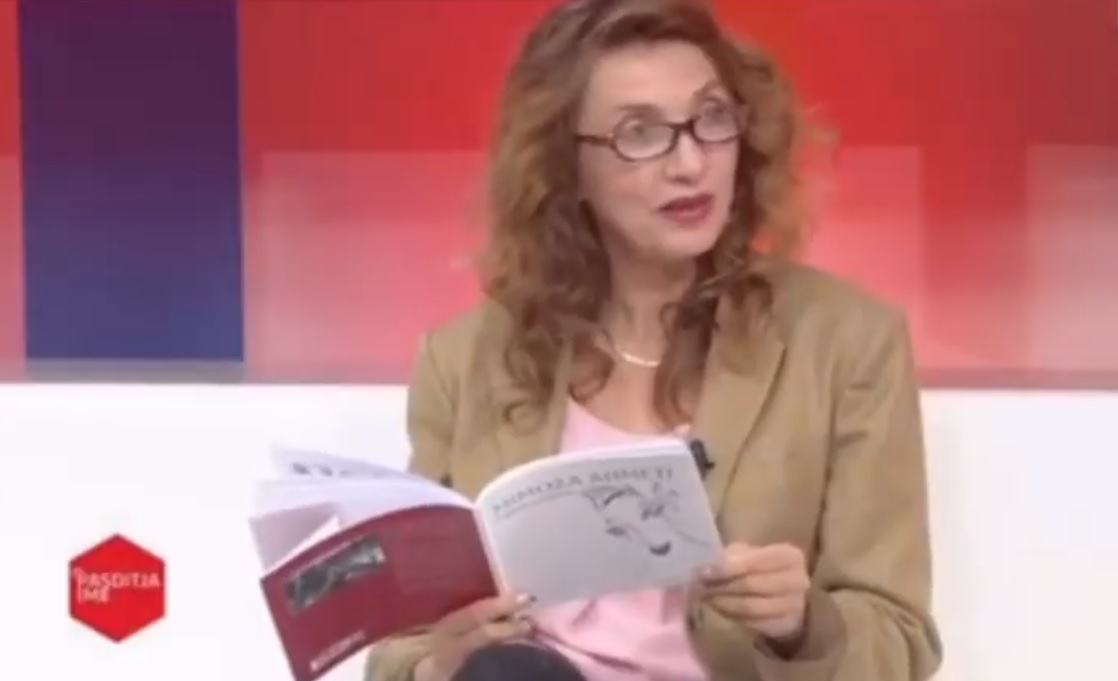 Mimoza Ahmeti bënë për ujë të ftohtë gazetaren: Ç’janë këto emisione pajzotin! Drejtpërdrejt je…?! Mimoza Ahmeti bënë për ujë të ftohtë gazetaren: Ç’janë këto emisione pajzotin! Drejtpërdrejt je…?!