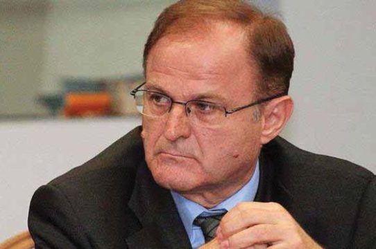 O Zot jepu kurajën që të kuptojnë në çfarë bataku janë zhytur! Vetëm Berisha e Basha s’duhet të flasin për “Detin” O Zot jepu kurajën që të kuptojnë në çfarë bataku janë zhytur! Vetëm Berisha e Basha s’duhet të flasin për “Detin”