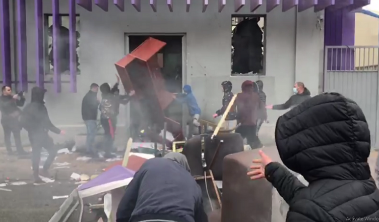 Trondit Taulant Balla, zbulon skenarin e frikshëm të Sali Berishës: Duke djegur PS në Shkodër kërkonte arkivole si me  2 Prill