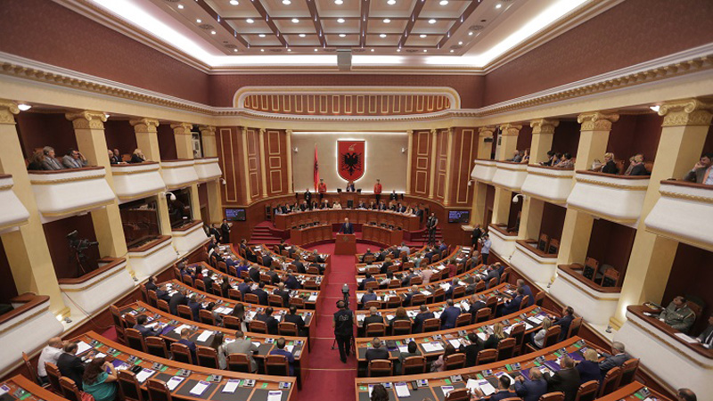 Qeveria shtyn sërish rivlerësimin e banesave deri më 31 shtator 2021