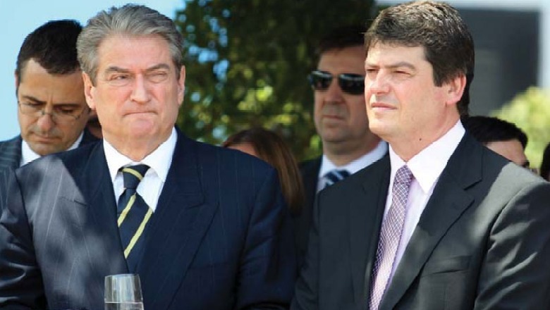 Rrëfimi i plotë i Bamir Topit për 21 Janarin: Berisha tentoi të më përfshinte në mbulimin e krimit të tij, më çoi Bashën në zyrë, pasi refuzova më rrethoi Rrëfimi i plotë i Bamir Topit për 21 Janarin: Berisha tentoi të më përfshinte në mbulimin e krimit të tij, më çoi Bashën në zyrë, pasi refuzova më rrethoi