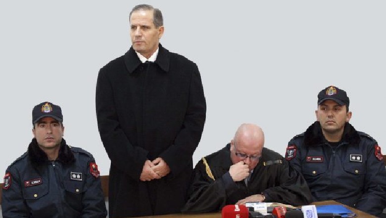 “Ndrea Prendi ka marrë urdhër të v.rasë”! Deklaratat e tij qesharake e k.riminale, të mos ikë nga Shqipëria. Provokon familjarët e viktimave