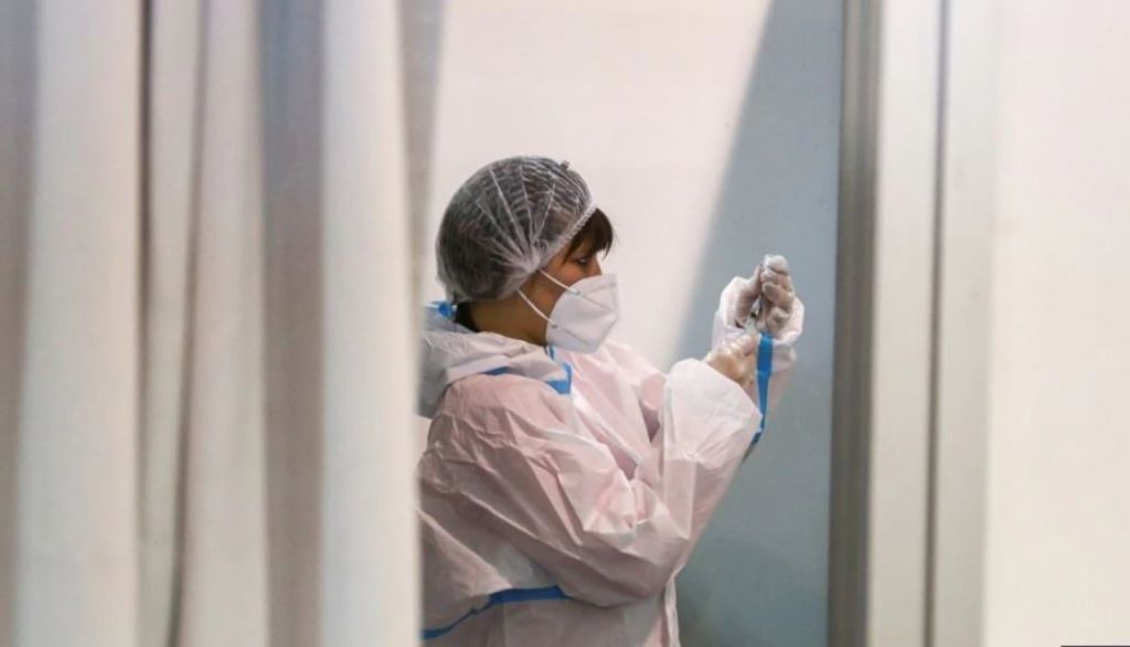 Serbia bëhet vendi i parë që përdor vaksinën kineze kundër COVID-19 Serbia bëhet vendi i parë që përdor vaksinën kineze kundër COVID-19