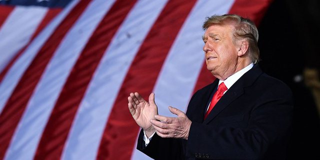 “Çdo orë që kalon, kërcënim për demokracinë”! ‘CNN’ jep alarmin për ditët e fundit të Trump në presidencë “Çdo orë që kalon, kërcënim për demokracinë”! ‘CNN’ jep alarmin për ditët e fundit të Trump në presidencë