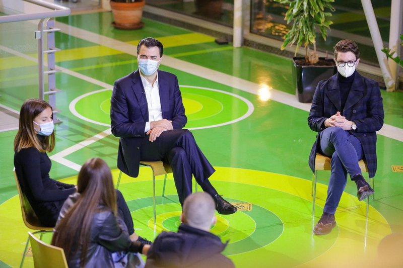 Përplasje dhe rivalitet në opozitë, Basha refuzon ndarjen e listave me LSI në qarqet e vogla, i rrëmben Kryemadhit kauzat e fushatës