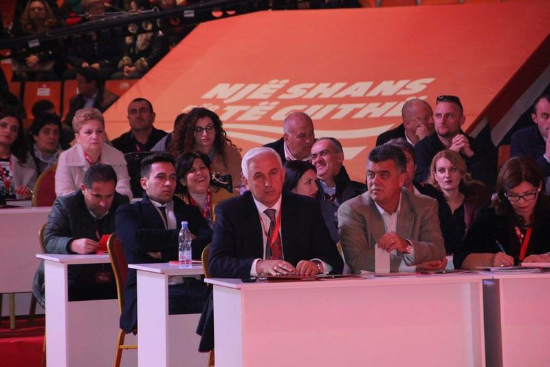 LSI drejt shpërbërjes, ish-ministri zbulon arsyen pse vendosi të largohet dhe të bashkohet me PS: Shqipëria nuk ka nevojë për njerëz që janë vasalë të… LSI drejt shpërbërjes, ish-ministri zbulon arsyen pse vendosi të largohet dhe të bashkohet me PS: Shqipëria nuk ka nevojë për njerëz që janë vasalë të…