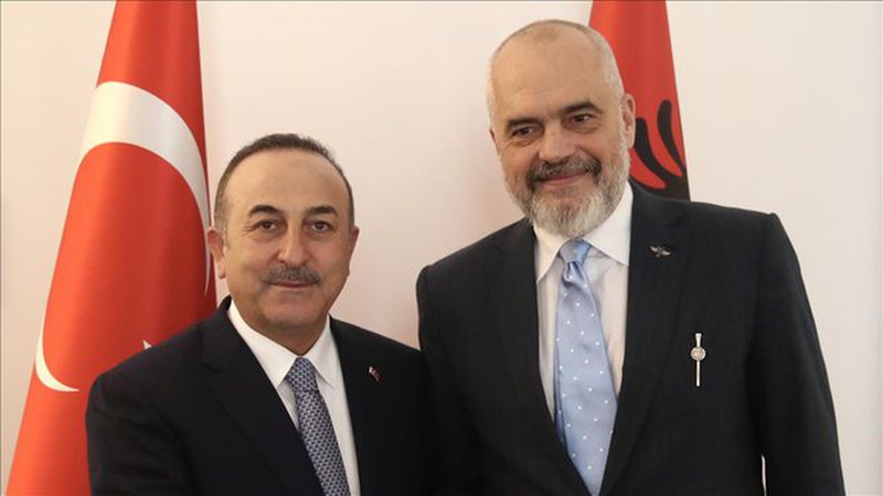 U përfol se ka luajtur rolin e ndërmjetësit për zgjidhjen e krizës greko-turke, kryediplomati turk telefonon Ramën, çfarë kanë biseduar? U përfol se ka luajtur rolin e ndërmjetësit për zgjidhjen e krizës greko-turke, kryediplomati turk telefonon Ramën, çfarë kanë biseduar?