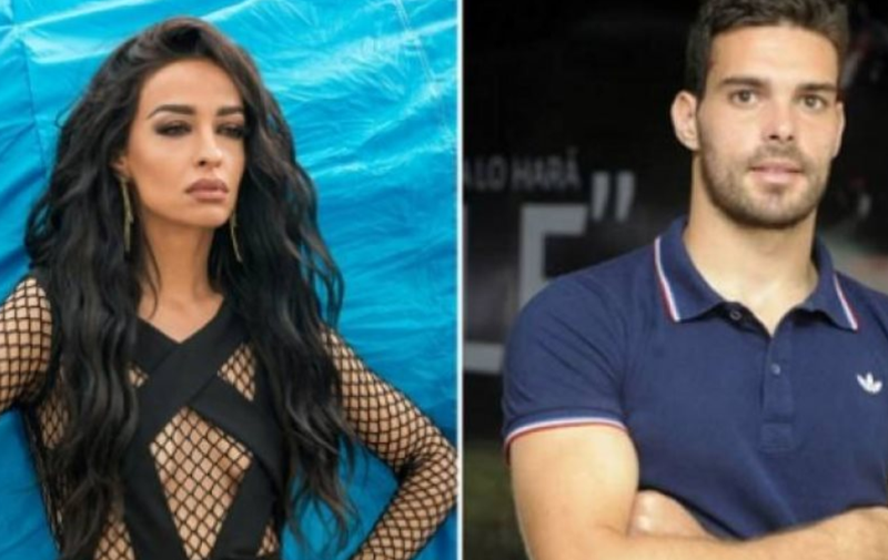 Si në përralla! Këngëtarja shqiptare që zuri vendin e dytë në Festivalin europian si përfaqësuese e Qipros i thotë ‘PO’ propozimit për martesë të biznesmenit nga Arabia Saudite Si në përralla! Këngëtarja shqiptare që zuri vendin e dytë në Festivalin europian si përfaqësuese e Qipros i thotë ‘PO’ propozimit për martesë të biznesmenit nga Arabia Saudite