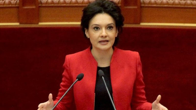 “Pa shtëpi, por para cash më shumë se vlera e lejuar në shtëpi”! Reagon për herë të parë Spiropali pas gënjeshtrave të BIRN që i “publikoi” skedën e pasurisë… “Pa shtëpi, por para cash më shumë se vlera e lejuar në shtëpi”! Reagon për herë të parë Spiropali pas gënjeshtrave të BIRN që i “publikoi” skedën e pasurisë…