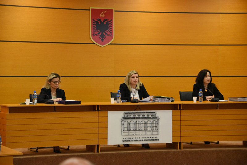 Drejtësia e kapur nga korrupsioni: 38 krerë gjykatash e prokurorish të shkarkuar nga vetingu! Pasuri alarmante e lidhje me krimin, ja lista Drejtësia e kapur nga korrupsioni: 38 krerë gjykatash e prokurorish të shkarkuar nga vetingu! Pasuri alarmante e lidhje me krimin, ja lista