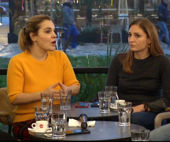 Kryemadhi, muhabet me Gjoshën: S’të besoja kur thoje se Rama do vetë paratë nga projektet! Po ne do jetojmë e plakemi në Shqipëri! Kryemadhi, muhabet me Gjoshën: S’të besoja kur thoje se Rama do vetë paratë nga projektet! Po ne do jetojmë e plakemi në Shqipëri!