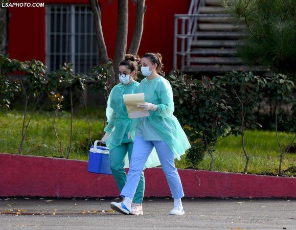 COVID19 në 24 orë! Ministria e Shëndetësisë: 3331 testime, 505 të shëruar, 670 raste të reja dhe 4 humbje jete në 24 orët e fundit COVID19 në 24 orë! Ministria e Shëndetësisë: 3331 testime, 505 të shëruar, 670 raste të reja dhe 4 humbje jete në 24 orët e fundit