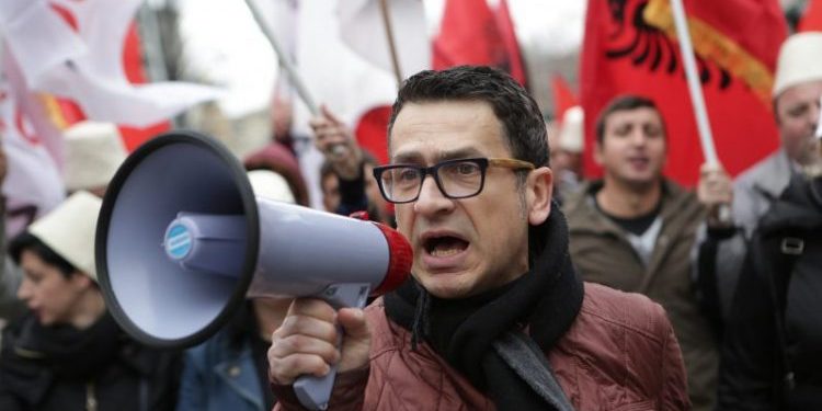 Kreshnik Spahiu: Duajeni Shqipërinë më shumë se partinë